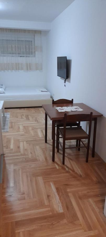 Apartment Luka Podgorica Eksteriør bilde