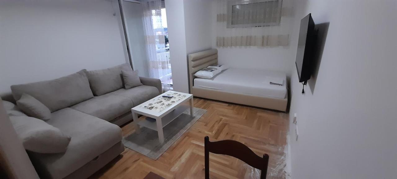 Apartment Luka Podgorica Eksteriør bilde